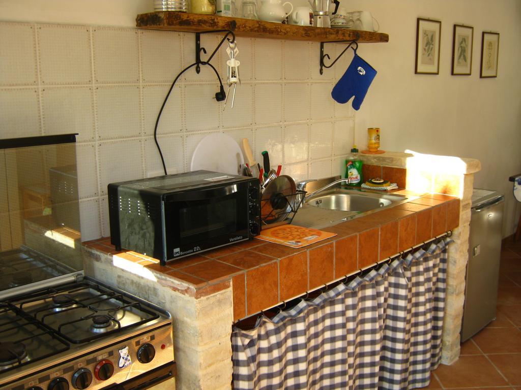 Bb Fonterrante Apartamento Monterubbiano Quarto foto